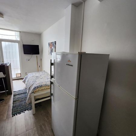 Departamento Ubicadisimo Calle Chile Con Estacionamiento Incluido Capital Mendoza3 Centro Apartment Екстериор снимка