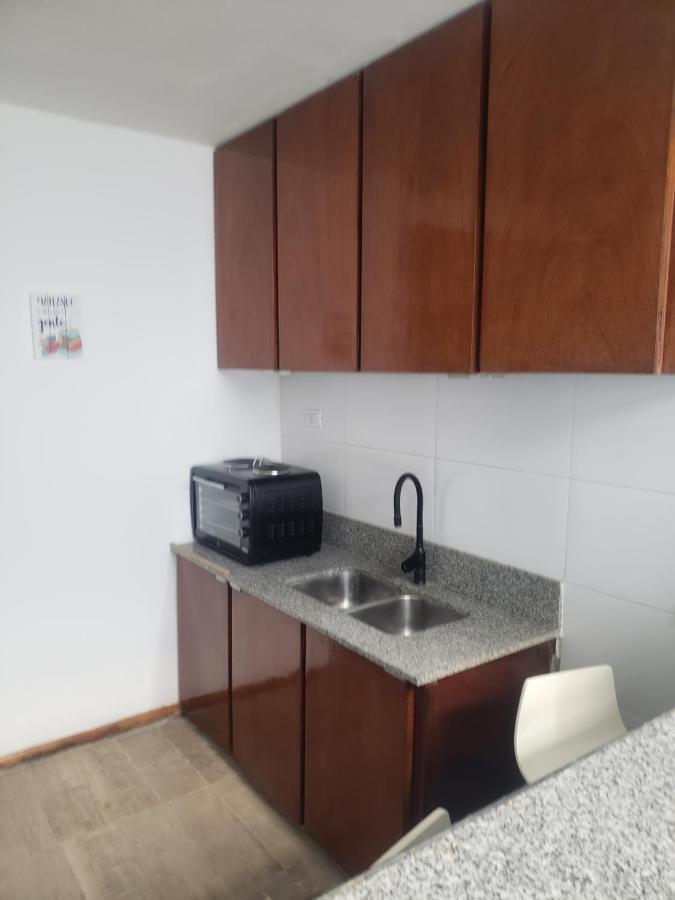 Departamento Ubicadisimo Calle Chile Con Estacionamiento Incluido Capital Mendoza3 Centro Apartment Екстериор снимка